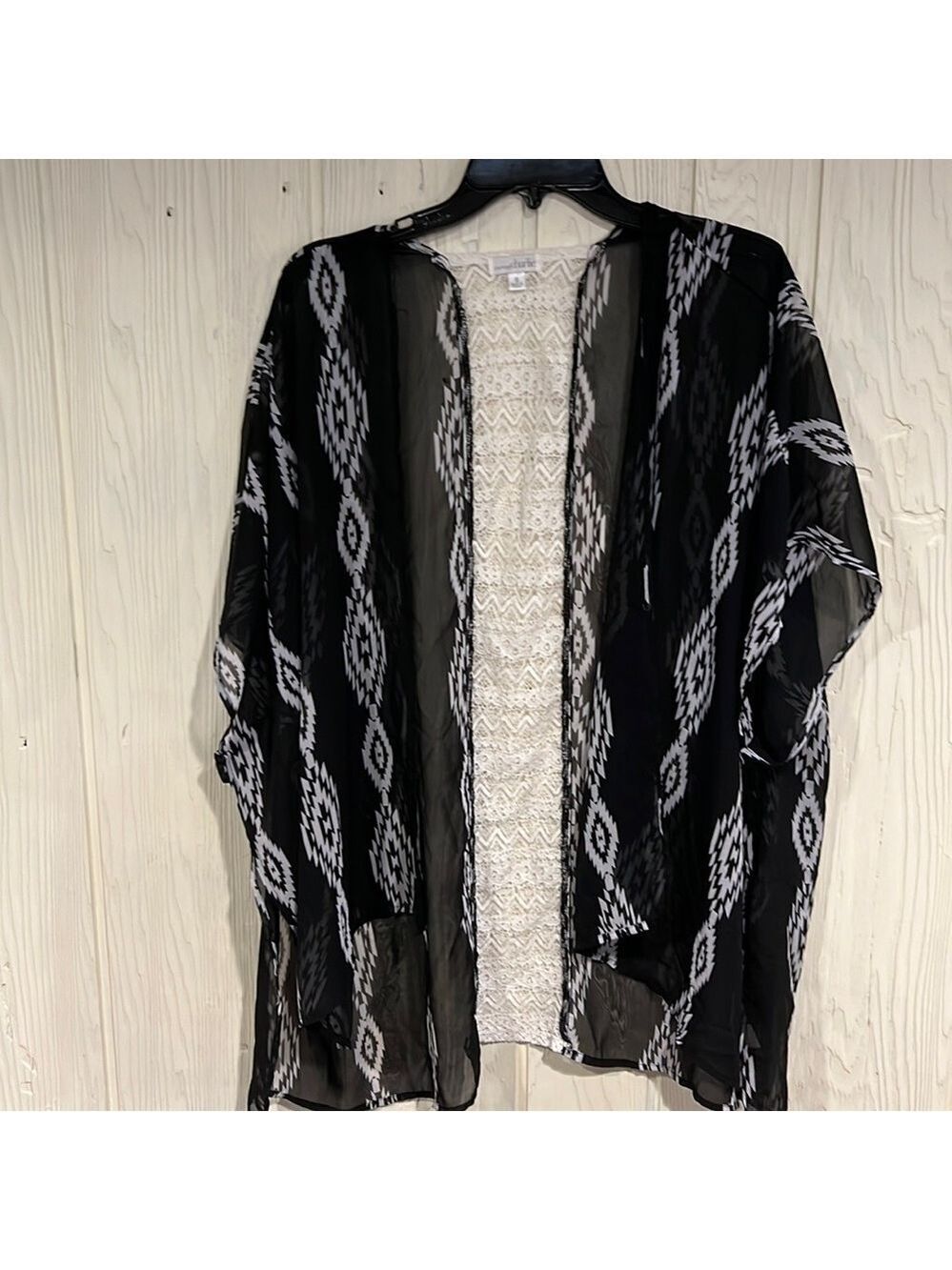 Charming Charlie Black White Kimono Small